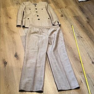 Elegant Tan Women's Suit Set Kasper Size 12 Dillard’s
